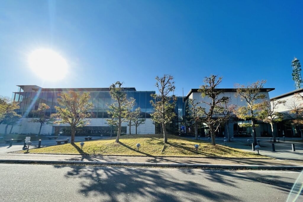 愛媛県美術館