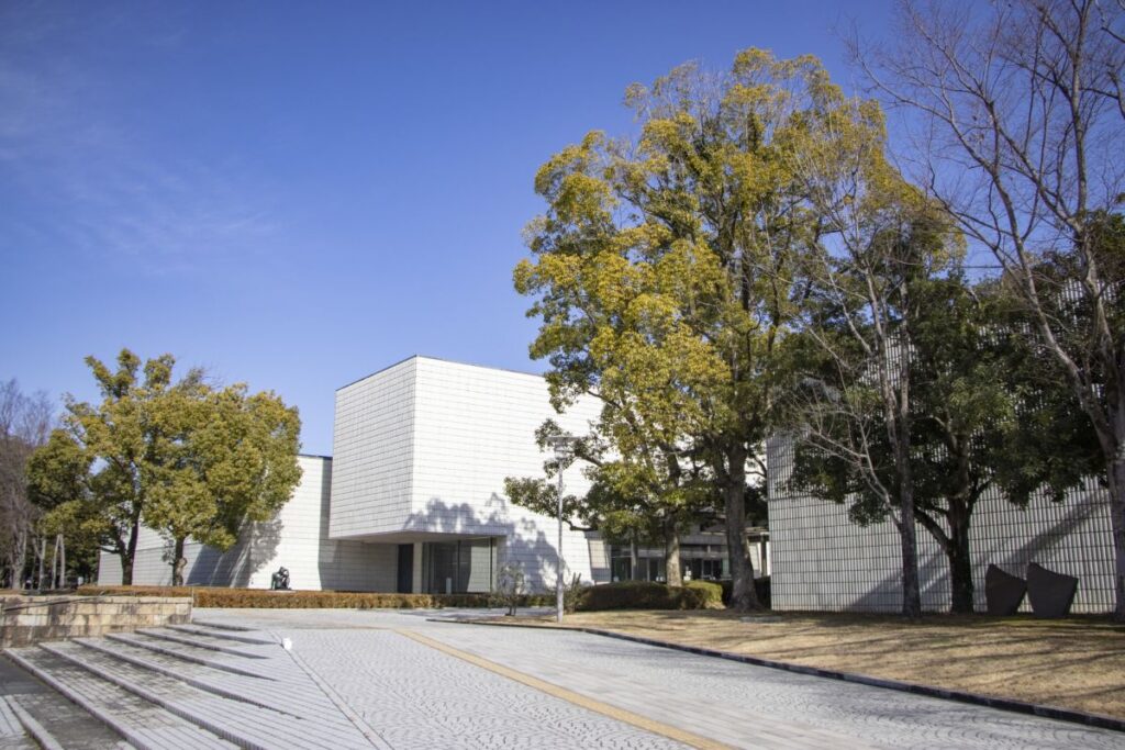 岐阜県美術館